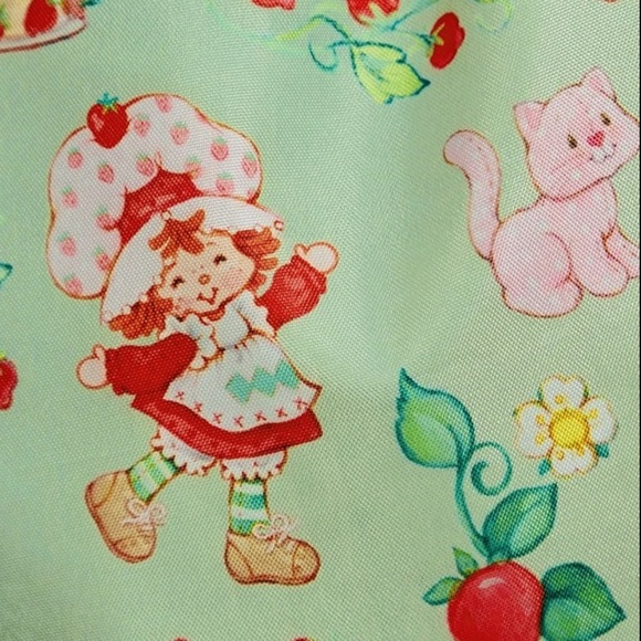 Strawberry Shortcake Drawstring Backpack - Picture 4 of 6